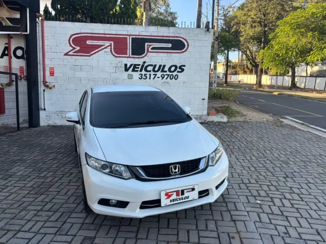 Honda Civic Sedan LXR 2.0 Flexone 16V Aut. 4P 2016