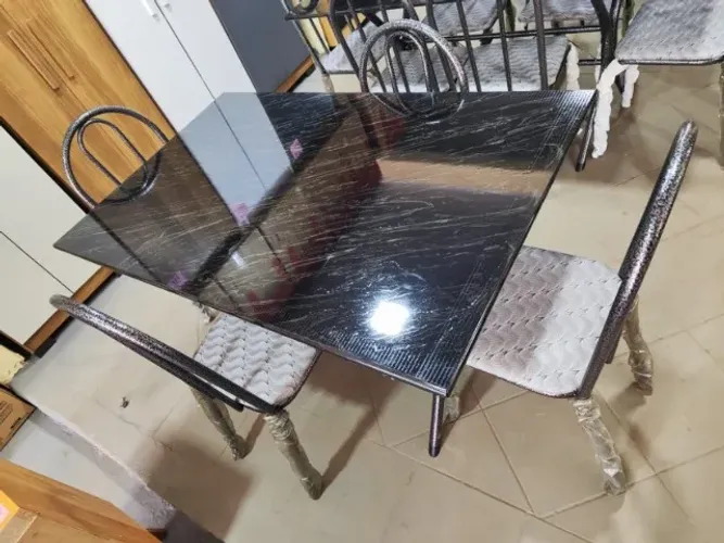 Mesa De Jantar Nova Tampo de Pedra na Promoção