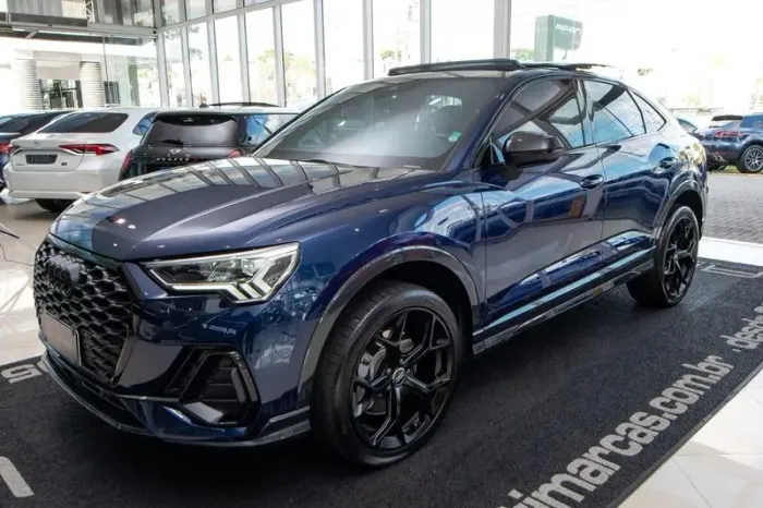 Audi Q3 SPB Perf. Black 2.0 TFSI Tipt. Quat. 2023