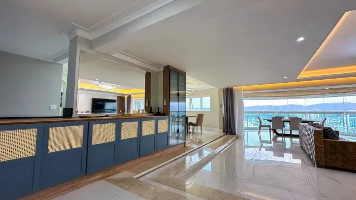 Apartamento à venda no Condominio Tortugas na praia da Enseada - Guarujá