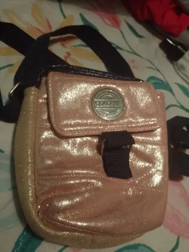 Bolsa rosa com amarelo de alça grossa