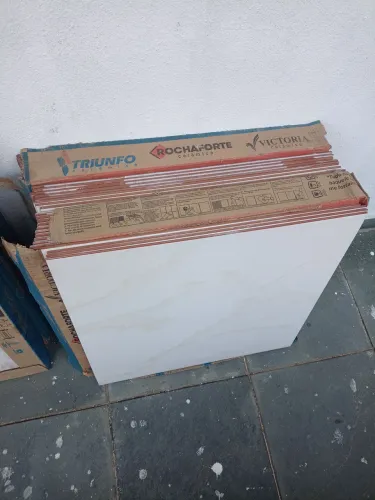 Piso cerâmica 57x57