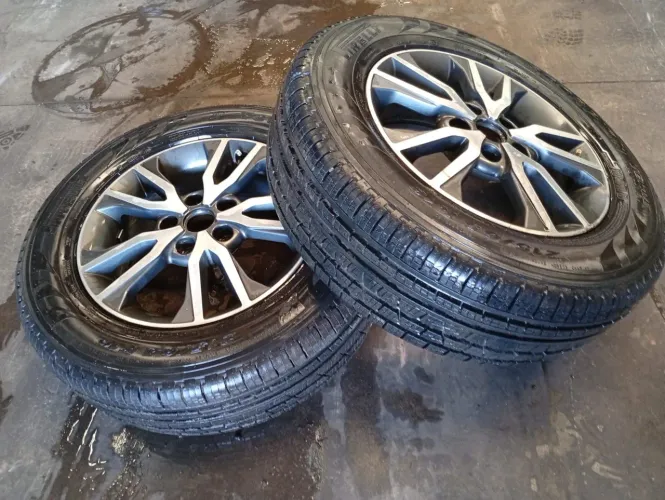 Jogo De Roda Com Pneu Hyundai Creta Aro 16 Original