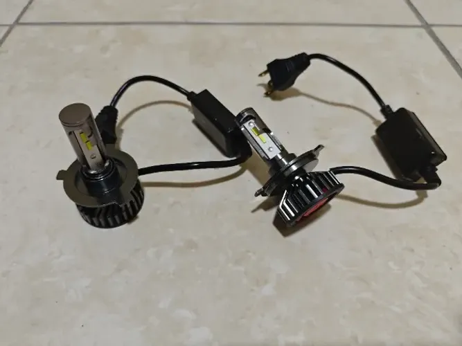 Lampada Led H4 8000k Funcionando Perfeitamente