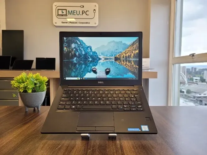 Notebook Dell Latitude 7280 - Core i7 | 6ª Geração | 256GB SSD | 8GB DDR4 | 12.5"