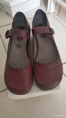 Sapato de couro legítimo