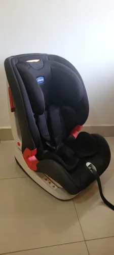 Cadeira para Auto - 9 a 36kg - YOUniverse - Jet Black - Chicco