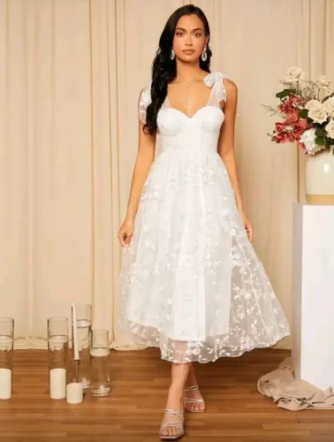 Vestido Branco de Noiva - Ideal para Ensaio Fotográfico Pré Wedding ou Casamento Civil