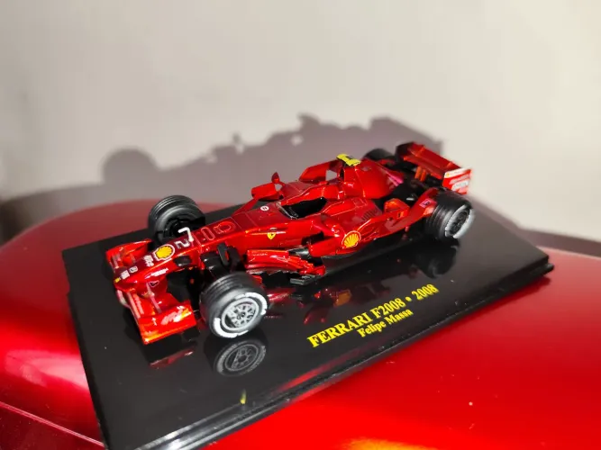 Miniatura Ferrari F2008 1/43 F1 