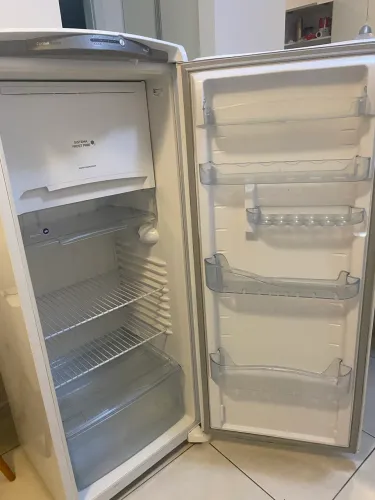 Geladeira Consul Frost Free 300L