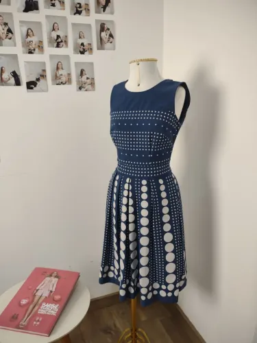Vestido de bolinhas vintage 