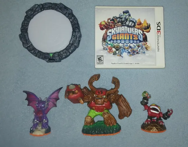 Skylanders Giants Starter Pack (Loose) para Nintendo 3DS !!!