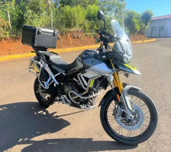 TRIUMPH TIGER 900 RALLY ARAGON EDITION 2024 - ÚNICA!