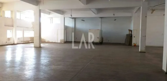 Prédio à venda no Bairro São João Batista