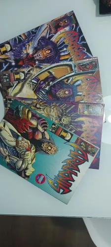 HQ Araknis minissérie 04 volumes