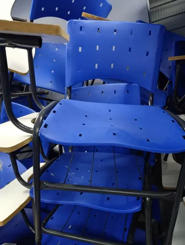 Cadeira escolar