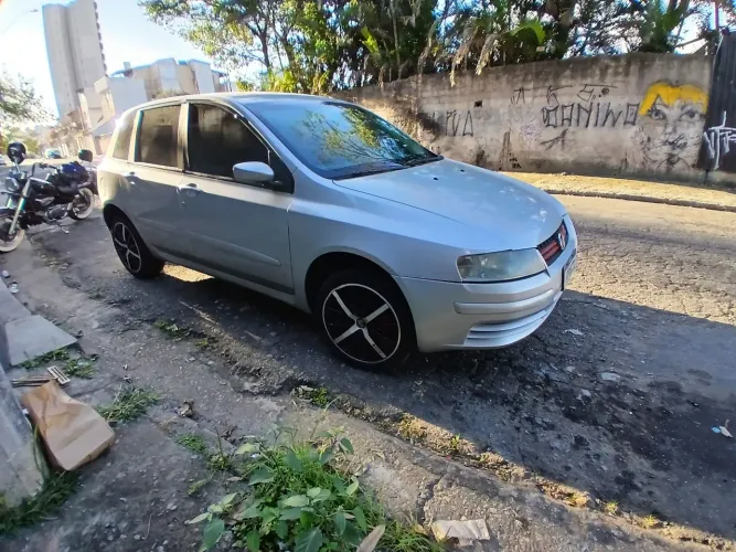 Fiat Stilo 1.8/ 1.8 Connect Flex 8V 5P 2006