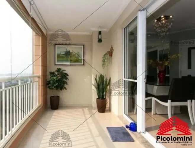 Apartamento a venda no Tatuapé, Rua Tuiuti, 3 dormitórios com 1 suíte, 2 vagas, ao lado do