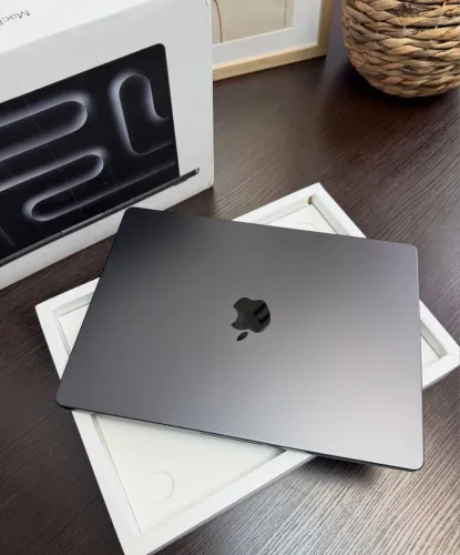MacBook Pro M3 Pro 18GB/ 512SSD