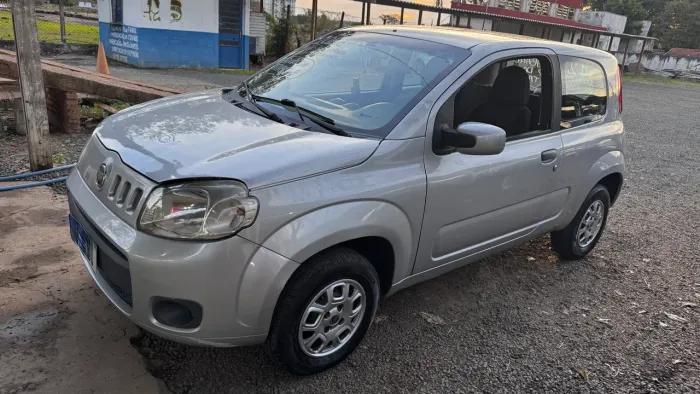 Fiat Uno Vivace/rua 1.0 EVO Fire Flex 8V 5P 2012