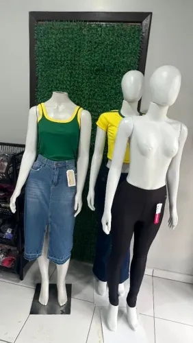 Moveis para loja de roupa
