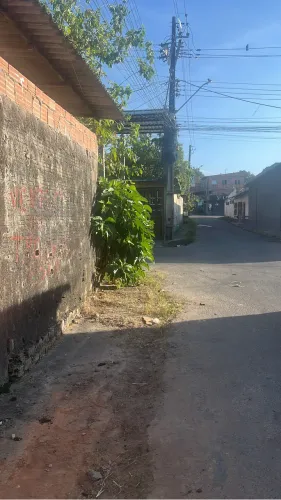 Vendo essa casa no novo Aleixo