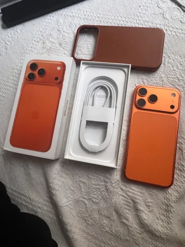 iPhone 17 Pro Max 256 gb laranja