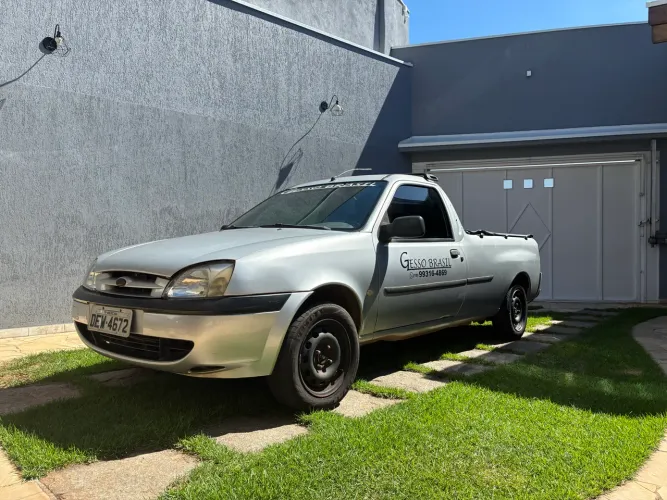 Ford Courier 1.6 L/ 1.6 Flex 2002