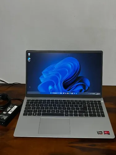 Notebook Dell Ryzen 7 semi-novo!!