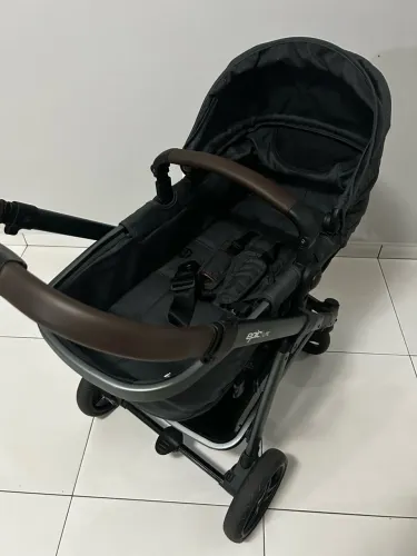 Carrinho Epic Lite Infanti