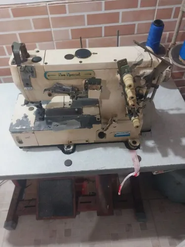 Máquina de costura Galoneira a venda