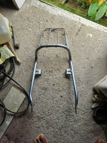 Segura cagão bagageiro intruder