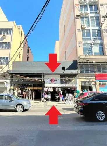 Loja c/ 180m² - 25 de Agosto - Antigo Postinho do Bradesco - D.Caxias