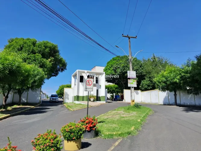 Apartamento na Zona Sul com água e condomínio incluso