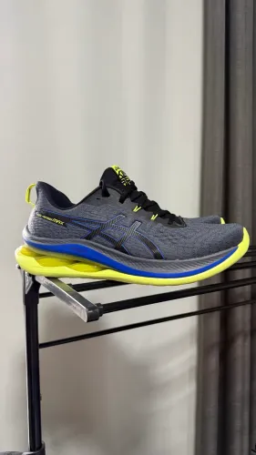 Tênis Asics Kinsei Max 44BR