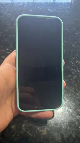 iPhone 12 / 68gb