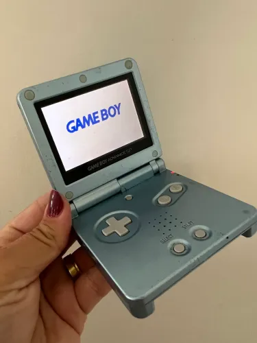 Game Boy Advance SP Modelo 101 