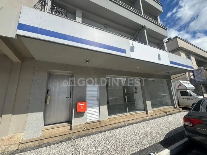 Sala comercial com 100m² no CENTRO de Brusque!!!