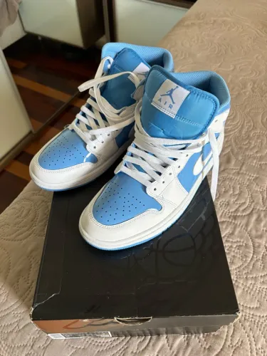 Vendo Air Jordan 1 Mid Legend Blue novíssimo