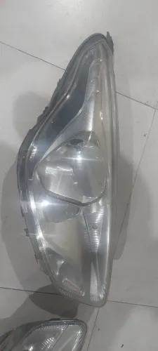 Farol Ford K 2018