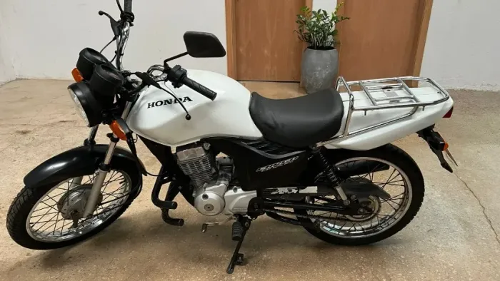 MOTO HONDA/CG 125 BRANCA 