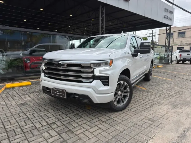 Chevrolet Silverado High Country 5.3 V8 AWD Aut. 2025