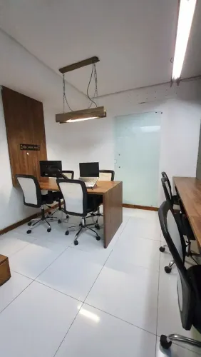 Sala comercial (tudo incluso) pronta para uso na Aldeota - Vila Pita (tudo incluso)