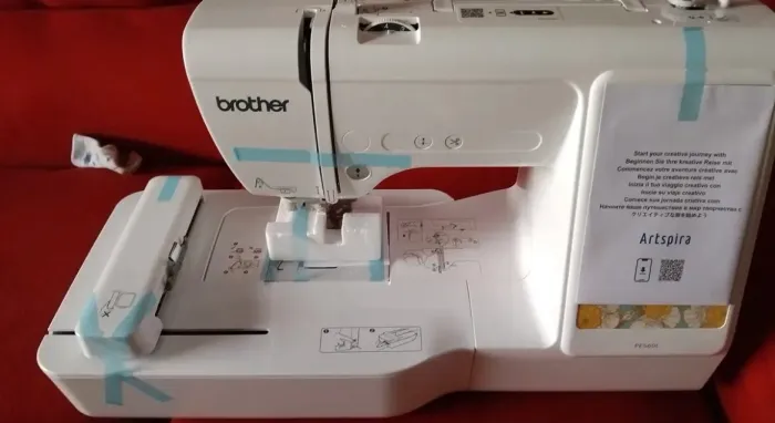 Máquina de Bordar Brother Innov-is PE560L - Nova na Caixa | Wi-Fi | USB