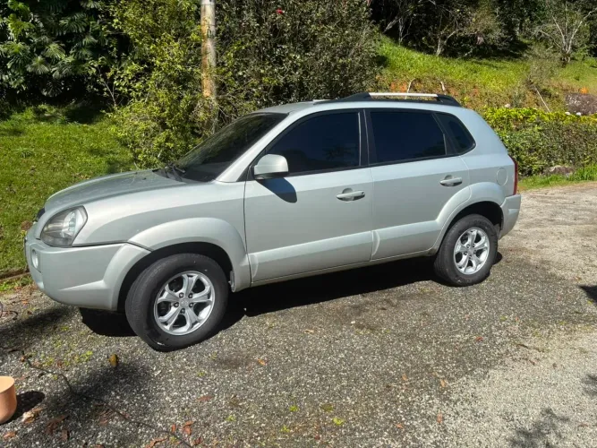 Hyundai Tucson 2.0 16V Flex Aut. 2014