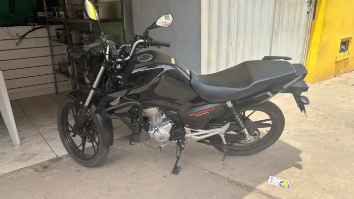 Vendo Fan 160 ou troco por carro