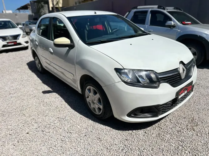 Renault Logan Expression Hi-flex 1.6 8V 4P 2015