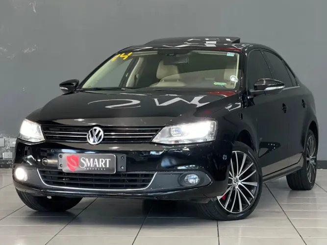 Volkswagen Jetta Highline 2.0 TSI 16V 4P Tiptronic 2014