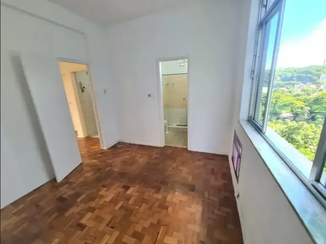 Botafogo  Rua Lauro Muller  Quarto e Sala  38m² - R$560.000,00