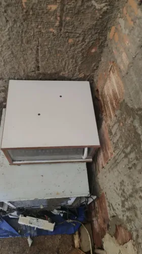 Chocadeira eclo pinto220 v